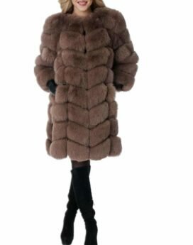 Manteau fausse fourrure d'hiver pour les femmes.